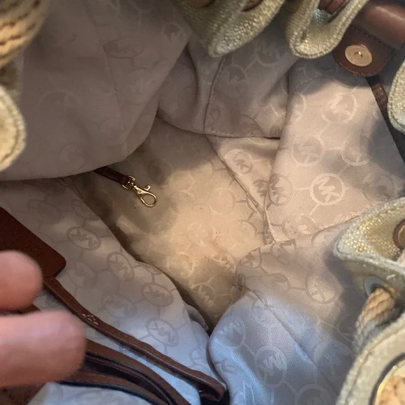 MK hobo bag - Picture 3 of 3